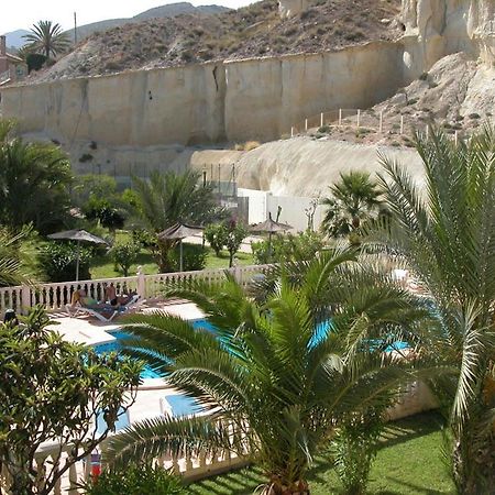 Apartamentos Oasis De Las Palmeras Больнуэво Экстерьер фото