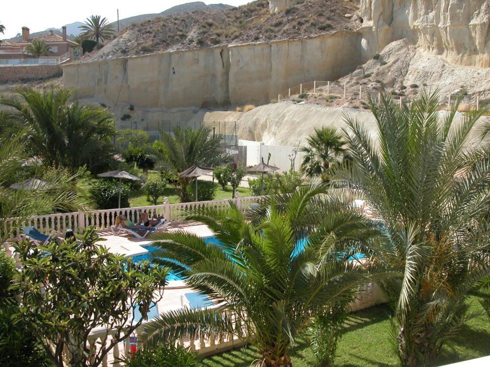 Apartamentos Oasis De Las Palmeras Больнуэво Экстерьер фото
