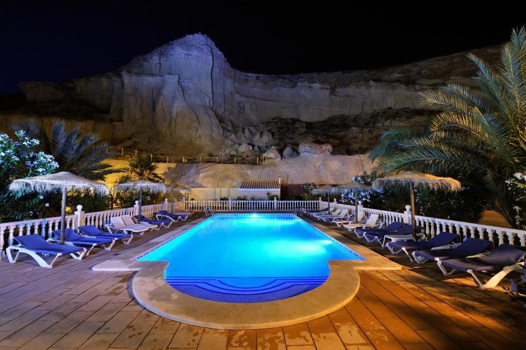 Apartamentos Oasis De Las Palmeras Больнуэво Экстерьер фото